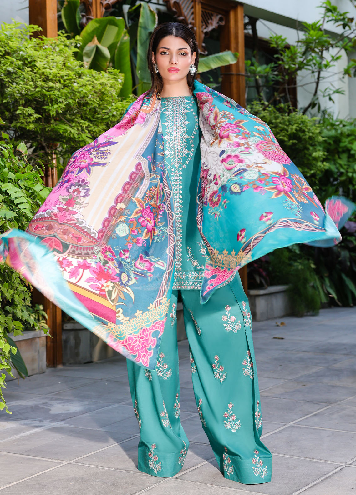 ME23009 Verdelia - Lovent | Ready to wear | 3 Piece