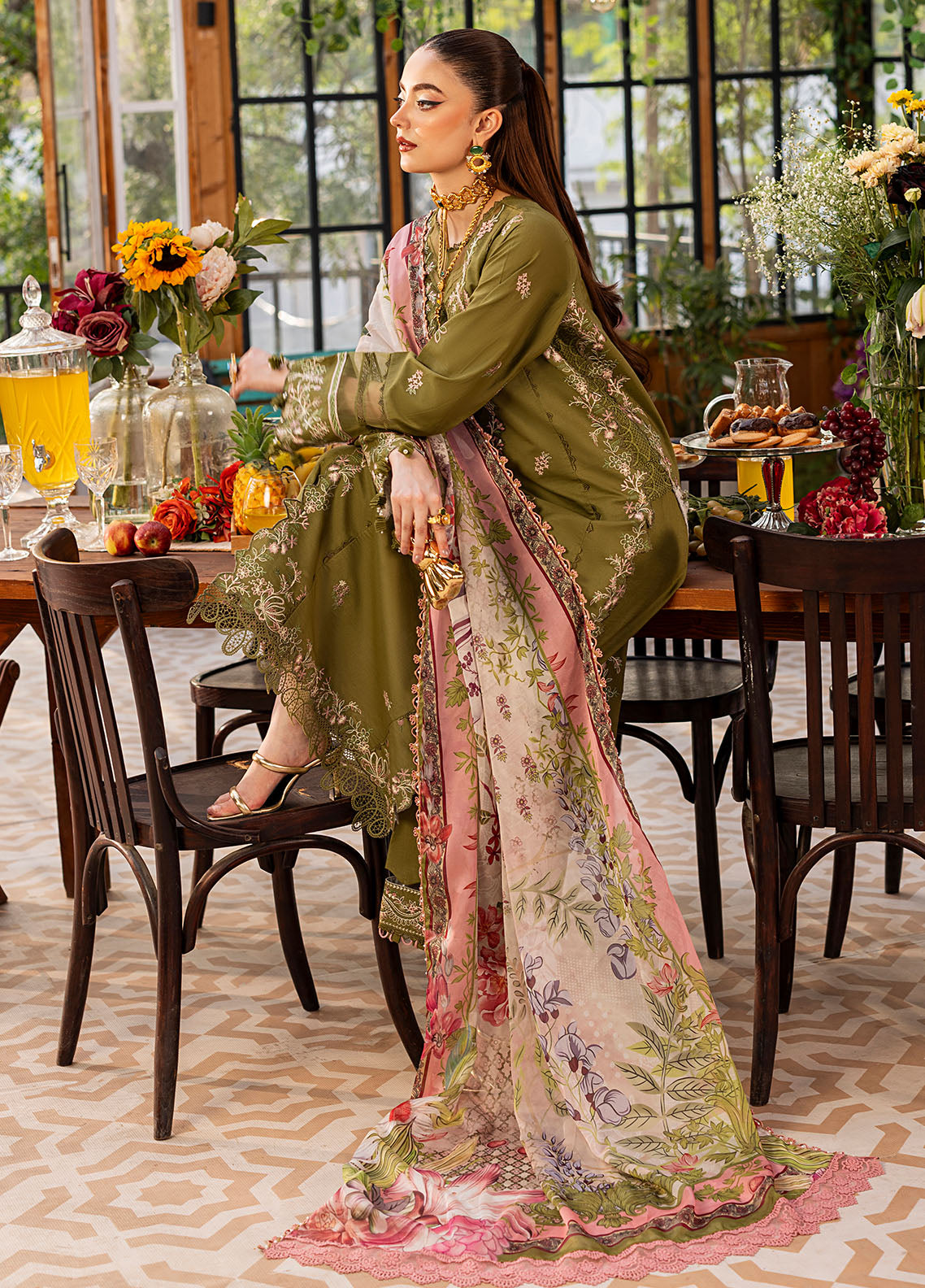 CT22002 Jardin - Roses De Feu | Unstitched Lawn | 3 Piece