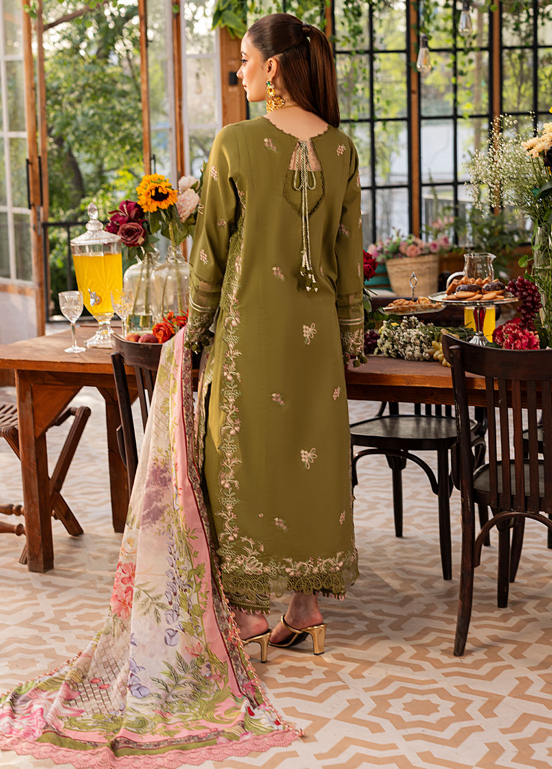 CT22002 Jardin - Roses De Feu | Unstitched Lawn | 3 Piece