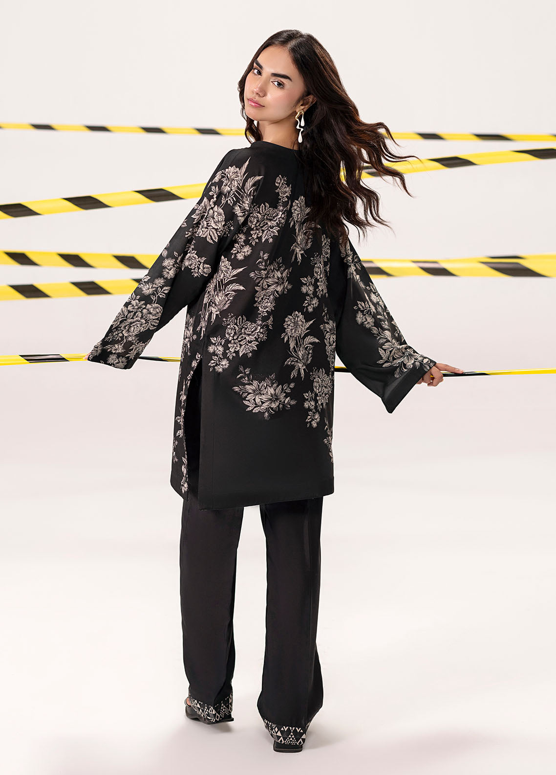 ME26001 Flex - Beyond RTW | 2 Piece Lawn