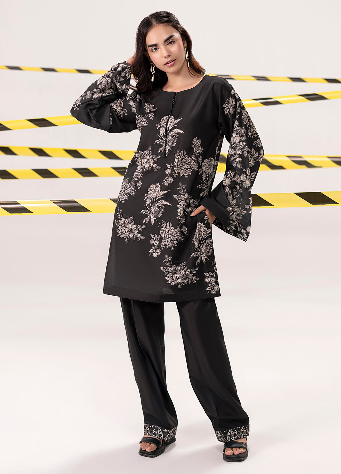 ME26001 Flex - Beyond RTW | 2 Piece Lawn