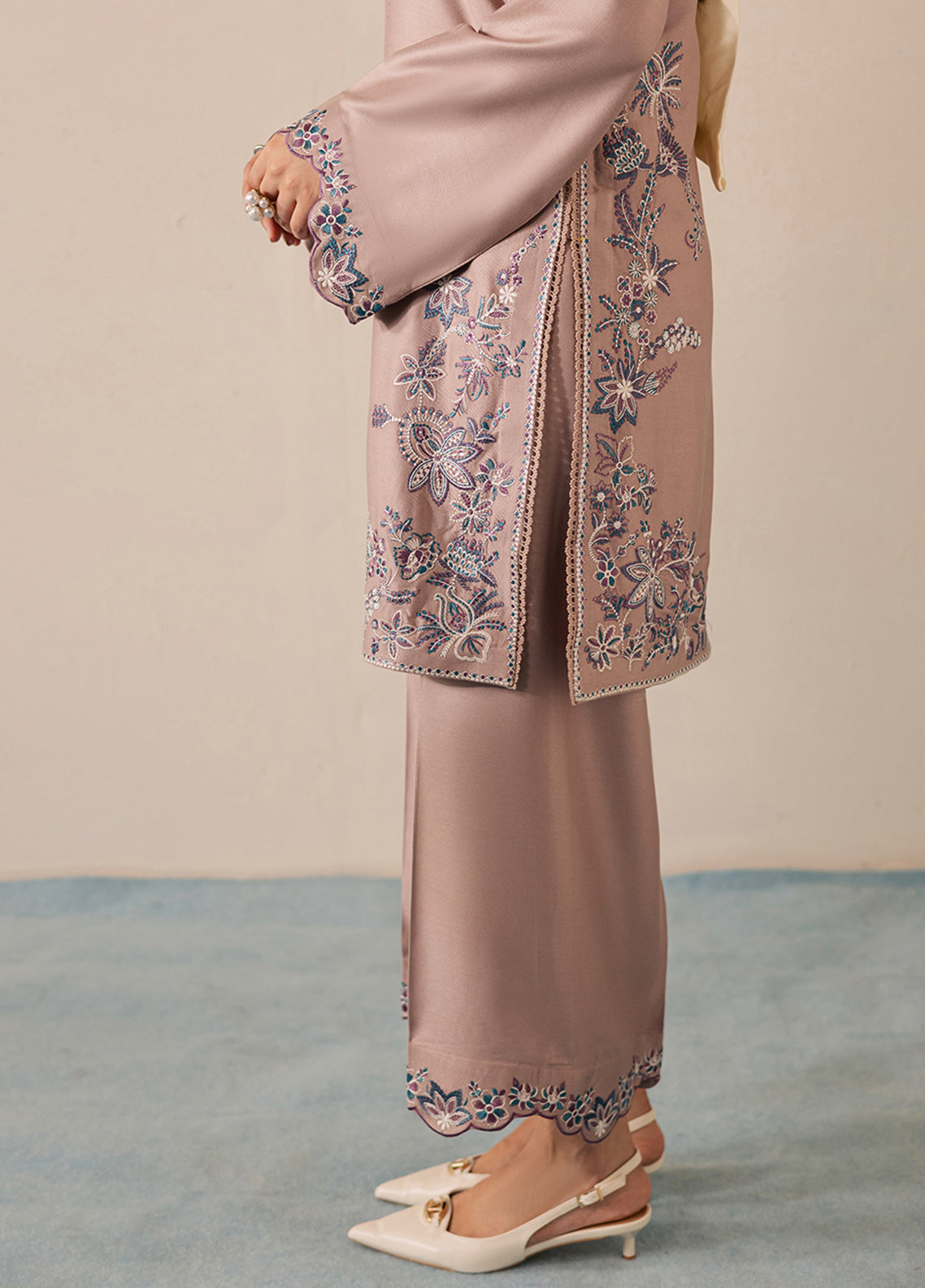 ME 35003 Kiara - LUNéRE Winter | Ready to wear | 2 Piece