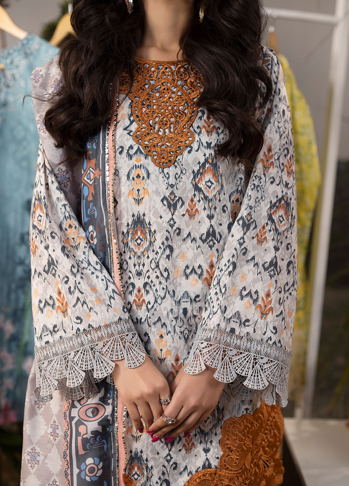 CT-9009 Silver Mist - Mehr | Unstitched | 3 Piece