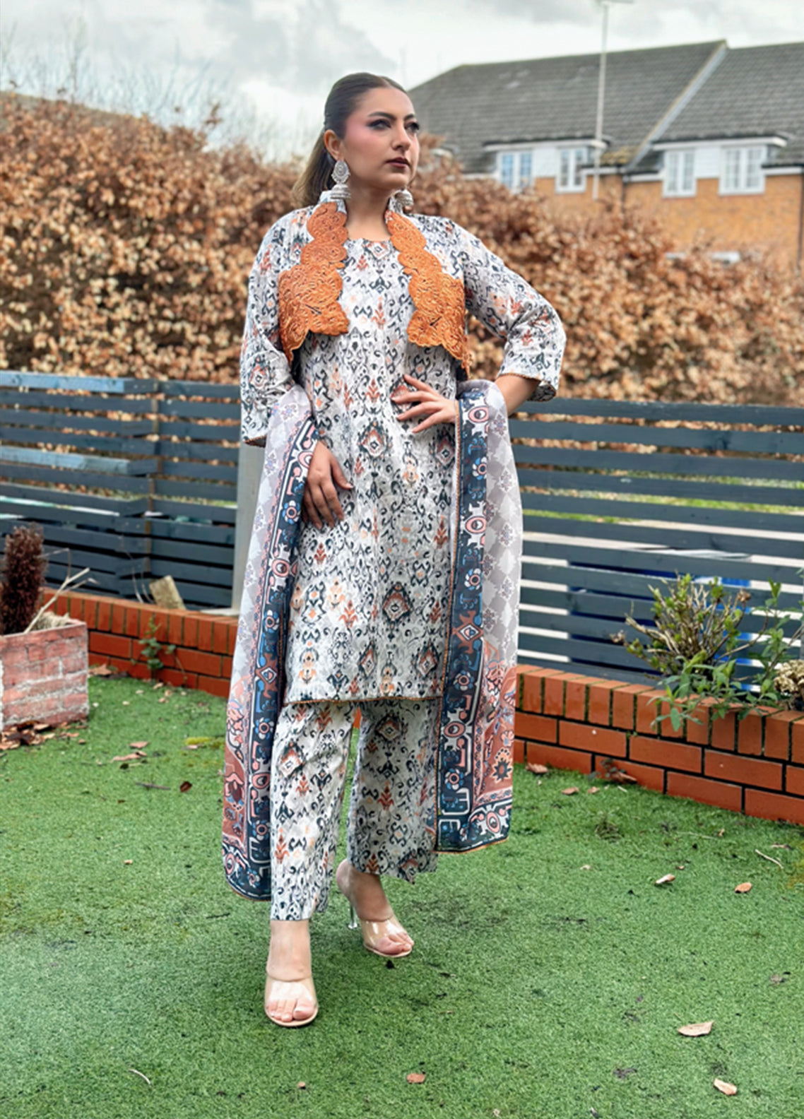 CT-9009 Silver Mist - Mehr | Unstitched | 3 Piece